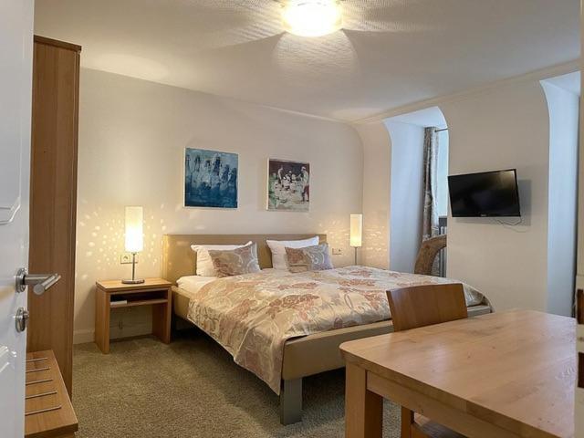Zum Simonbraeu Hotel Bitburg Luaran gambar