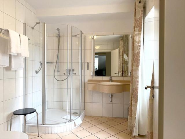 Zum Simonbraeu Hotel Bitburg Luaran gambar
