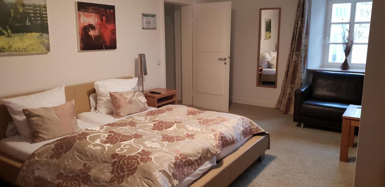 Zum Simonbraeu Hotel Bitburg Luaran gambar