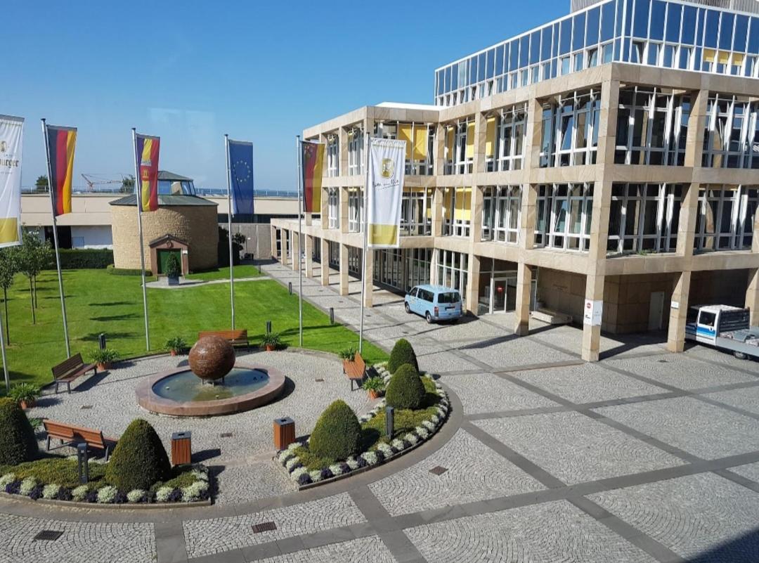 Zum Simonbraeu Hotel Bitburg Luaran gambar