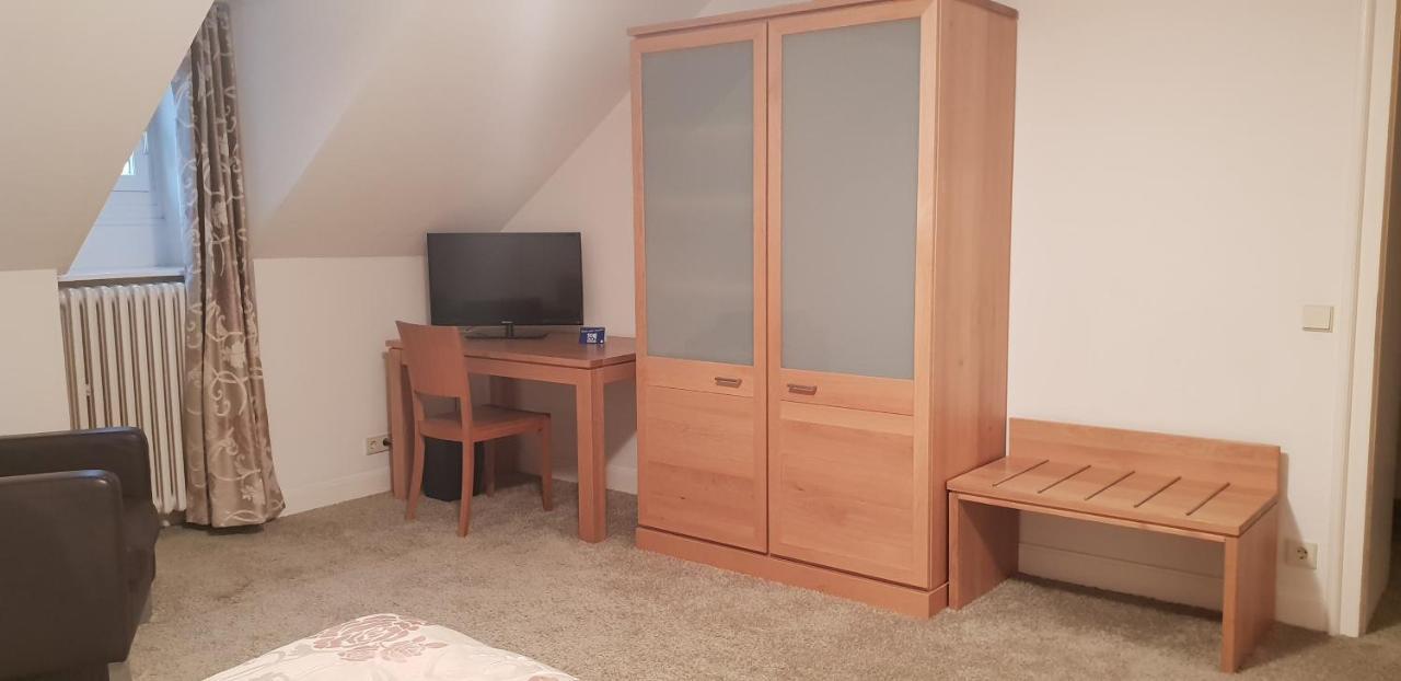 Zum Simonbraeu Hotel Bitburg Luaran gambar